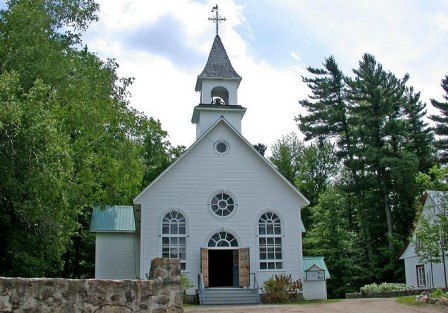 Chapelle_St_Frederic_de_Drummondville__1822.jpg