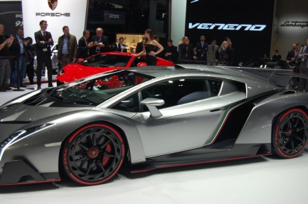 Lamborghini-Veneno__2_.jpg