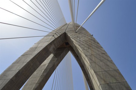 Rabat__le_nouveau_pont_a_haubans__1_.jpg